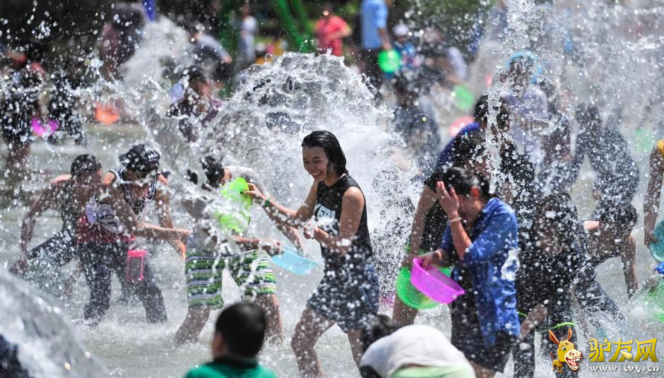 ����ɽ��ˮ